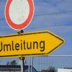 Umleitung: Wie Sie Verkehrsbehinderungen schnell umfahren können